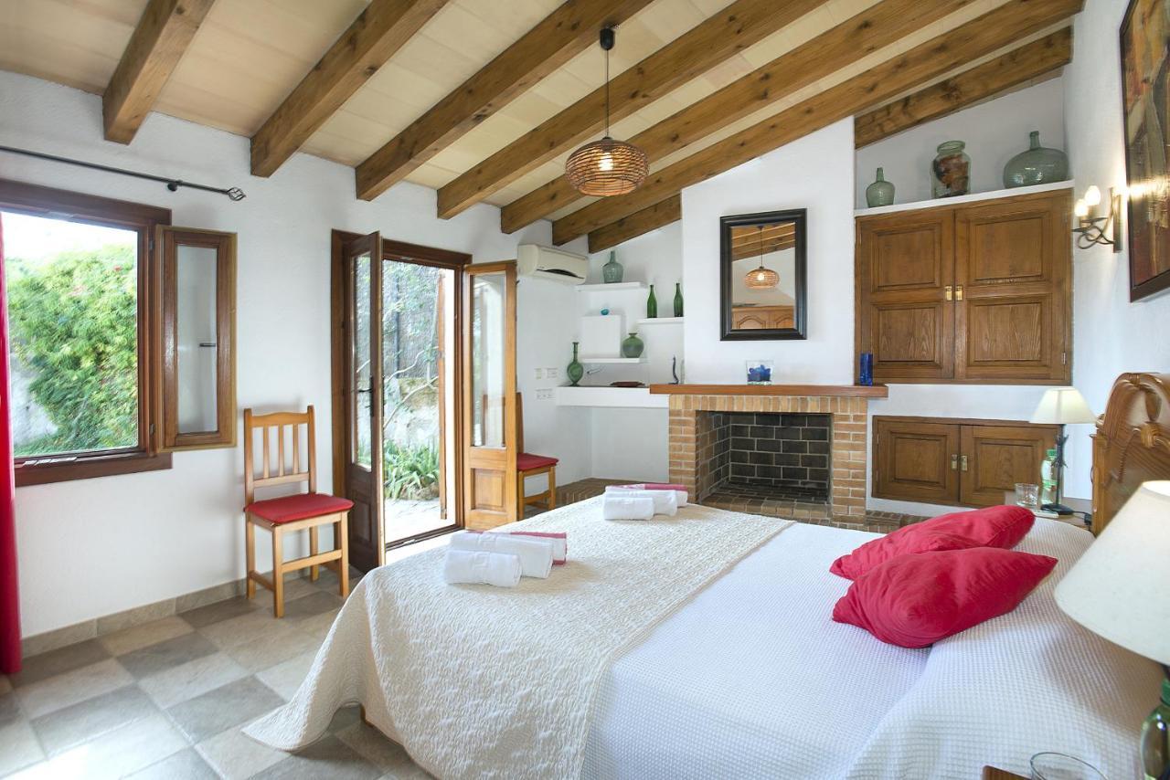 Owl Booking Villa Tarongers - Stay For Couples Port de Pollenca Bagian luar foto